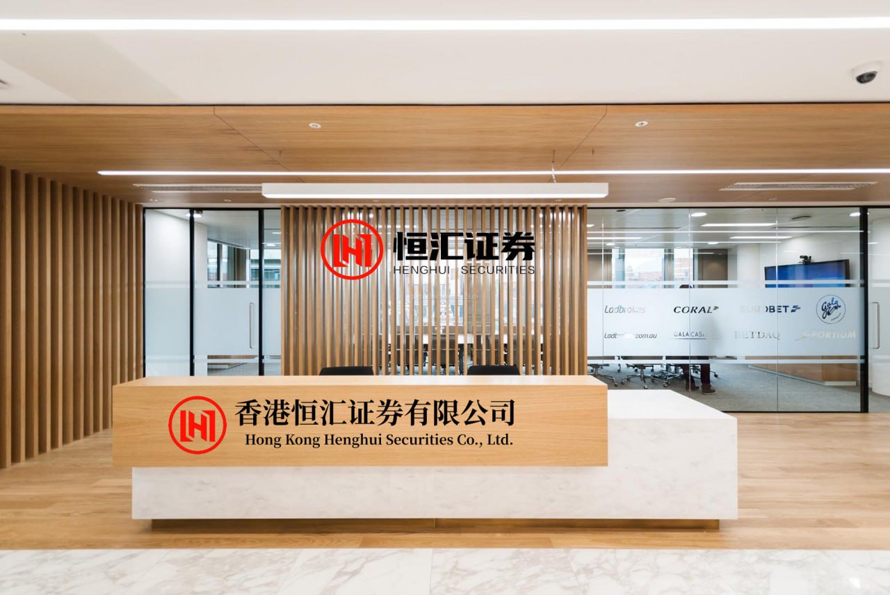 乐融配 暂定11月发布？华为Mate 80系列新机详细参数再曝光